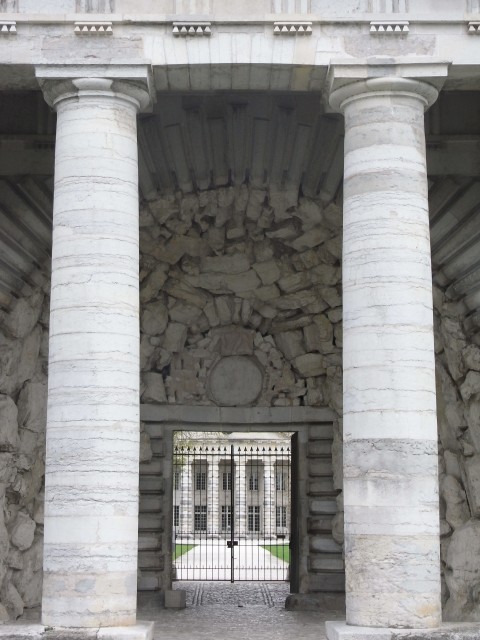 2010 04 0003.JPG