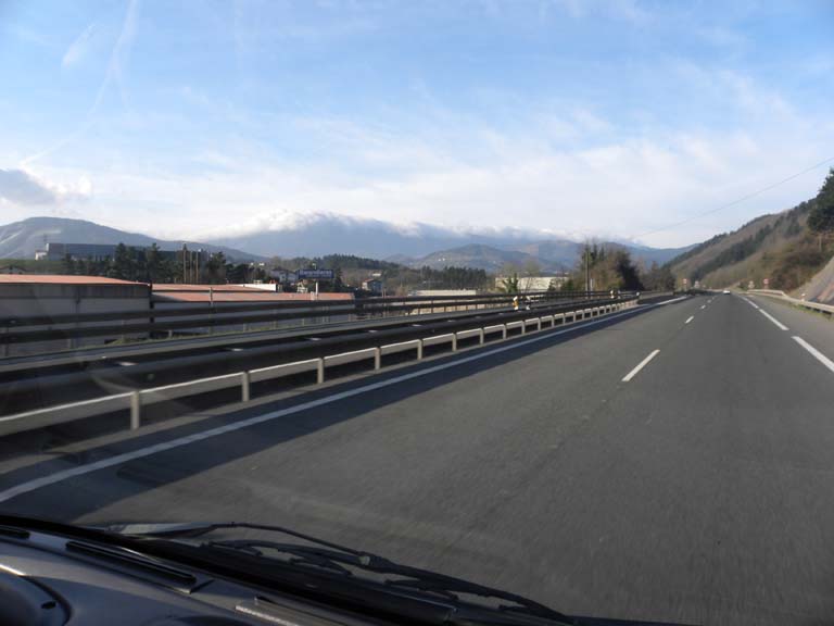 Route bien dégagée, bien sûr c'est dimanche