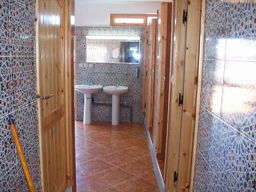100_4728 2.jpg