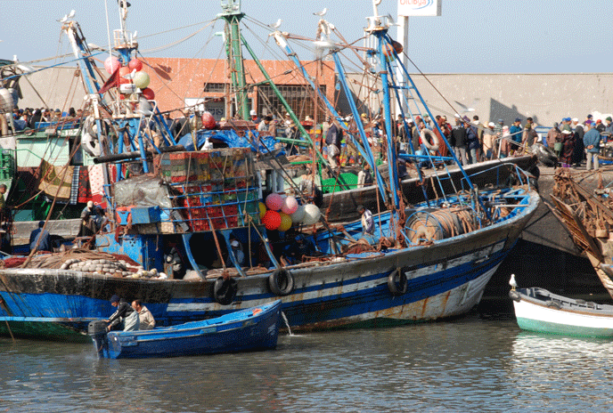 11--bateau-de-peche.gif