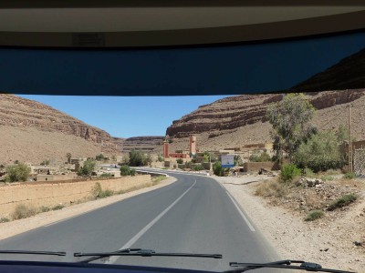 Un village dans la vallée du Ziz