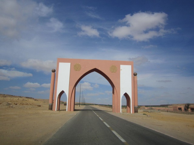 Porte Laayoune.jpg