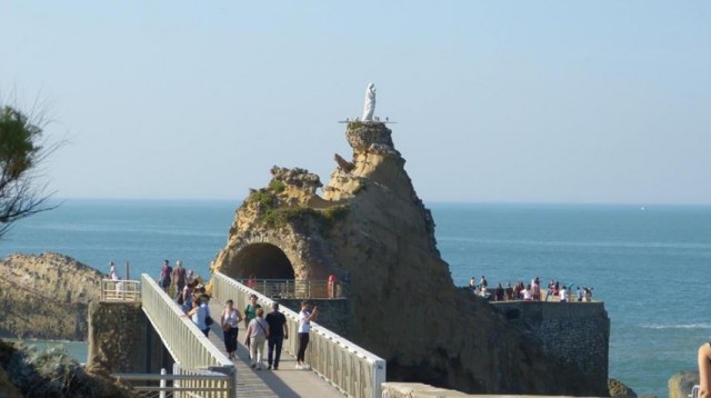 rocher de la Vierge.JPG
